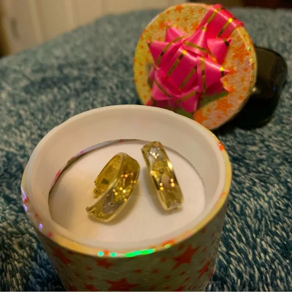 Gold earrings 14k - Picture 7 of 10